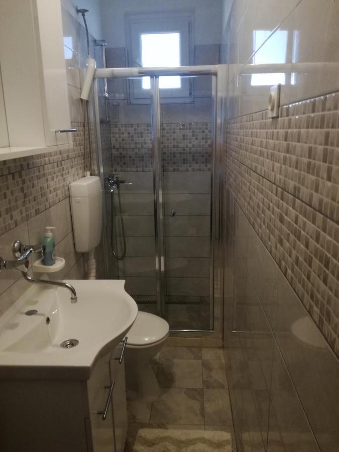Apartman Laus Zavalatica Exterior foto